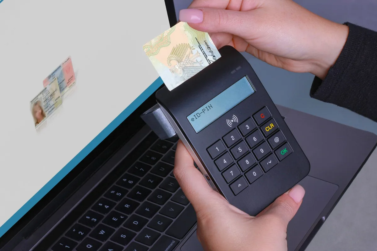 Écran d'authentification à un espace impôts en ligne avec identifiants