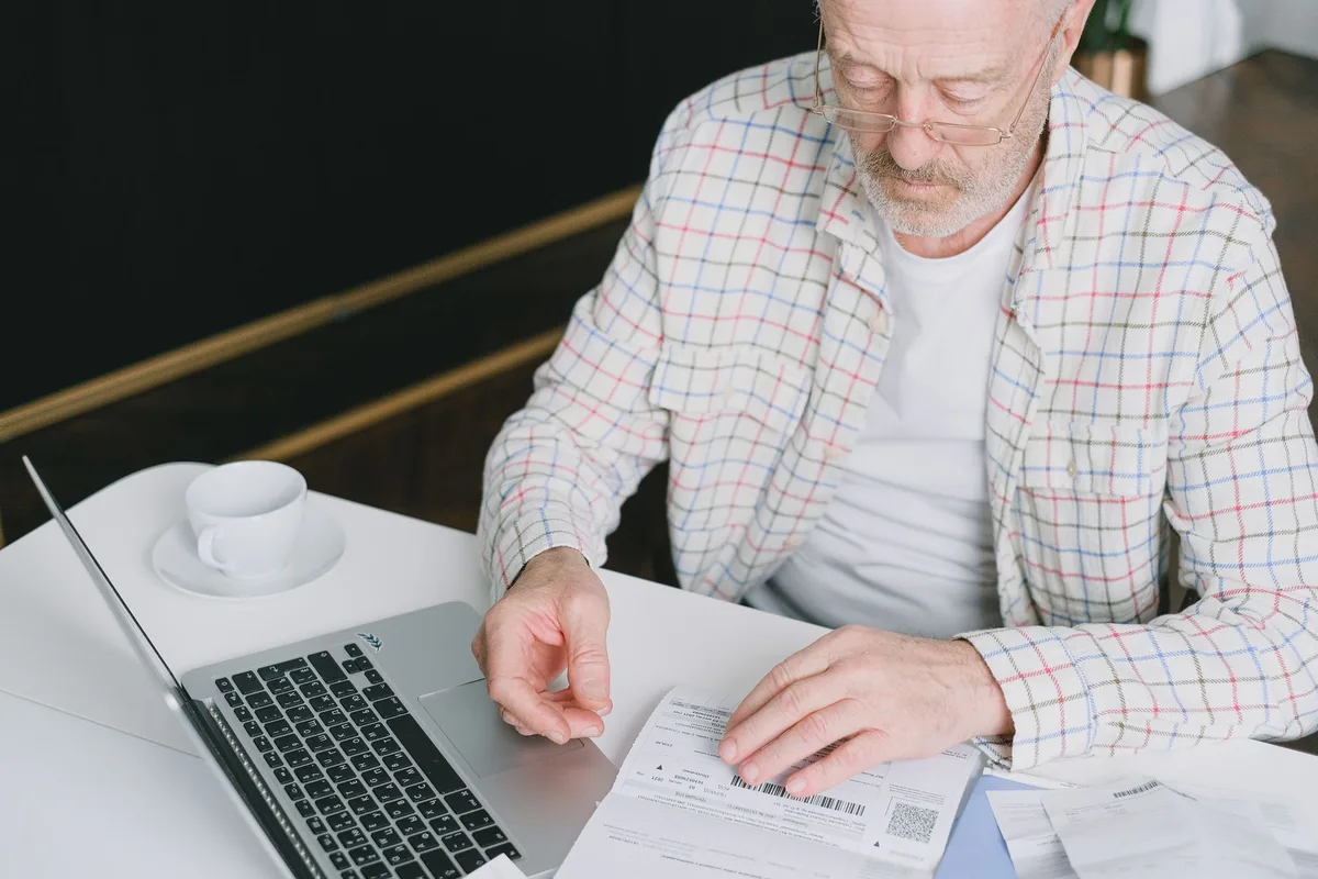 Calcul de rente et documents de sortie PER pour les expatriés