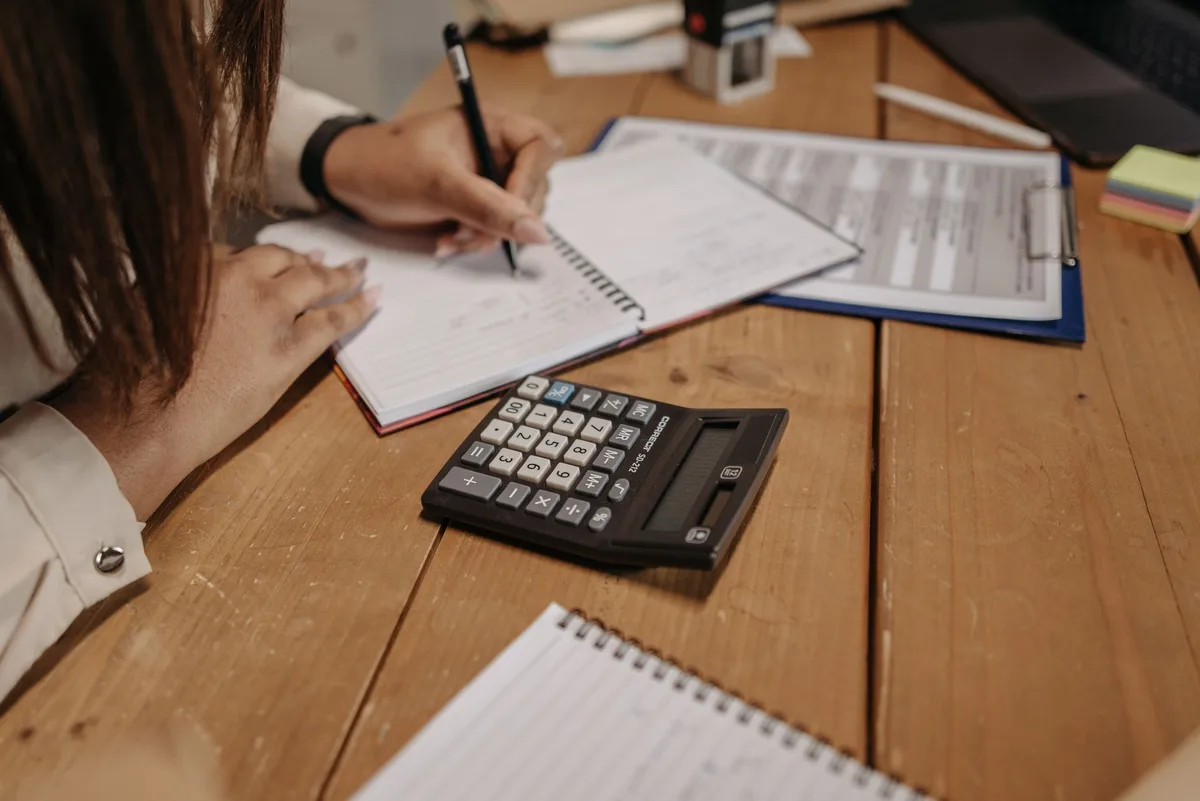 Registres comptables et documents d'enregistrement sur un bureau d'expert-comptable