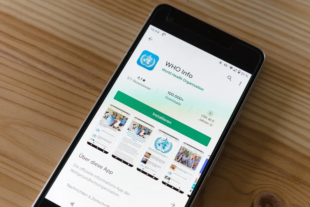 Écran d'application affichant paramètres de plafonds et notifications de carte